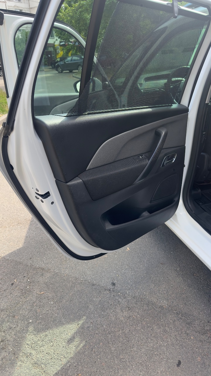 Citroen C4 Picasso - фото 18