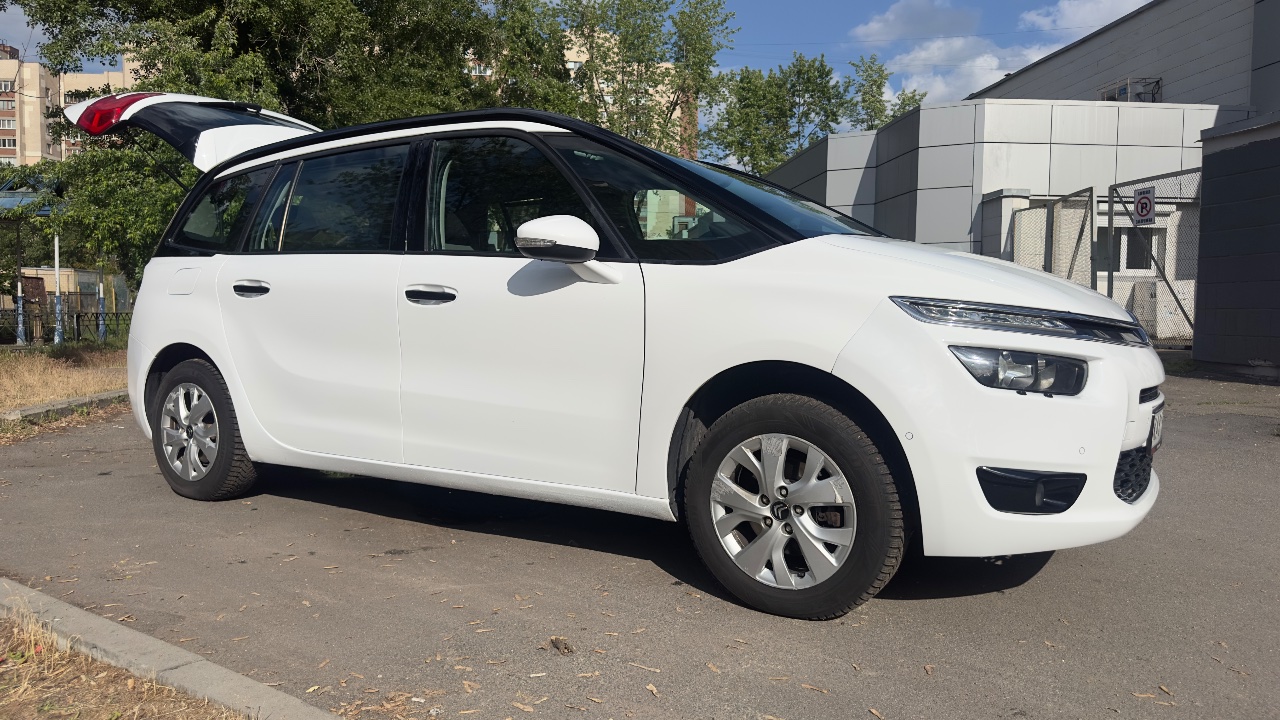 Citroen C4 Picasso - фото 6