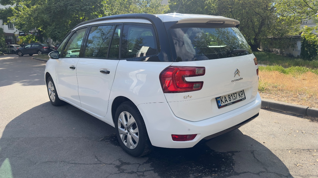 Citroen C4 Picasso - фото 16