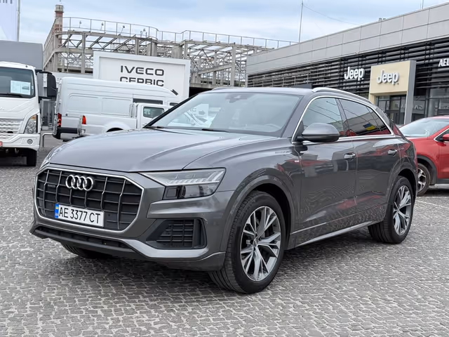 Audi Q8