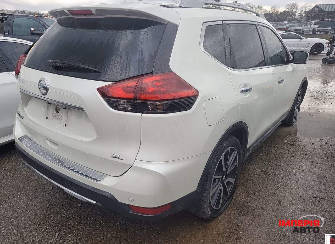 Nissan Rogue - фото 4