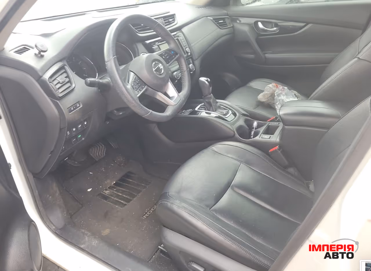 Nissan Rogue - фото 5