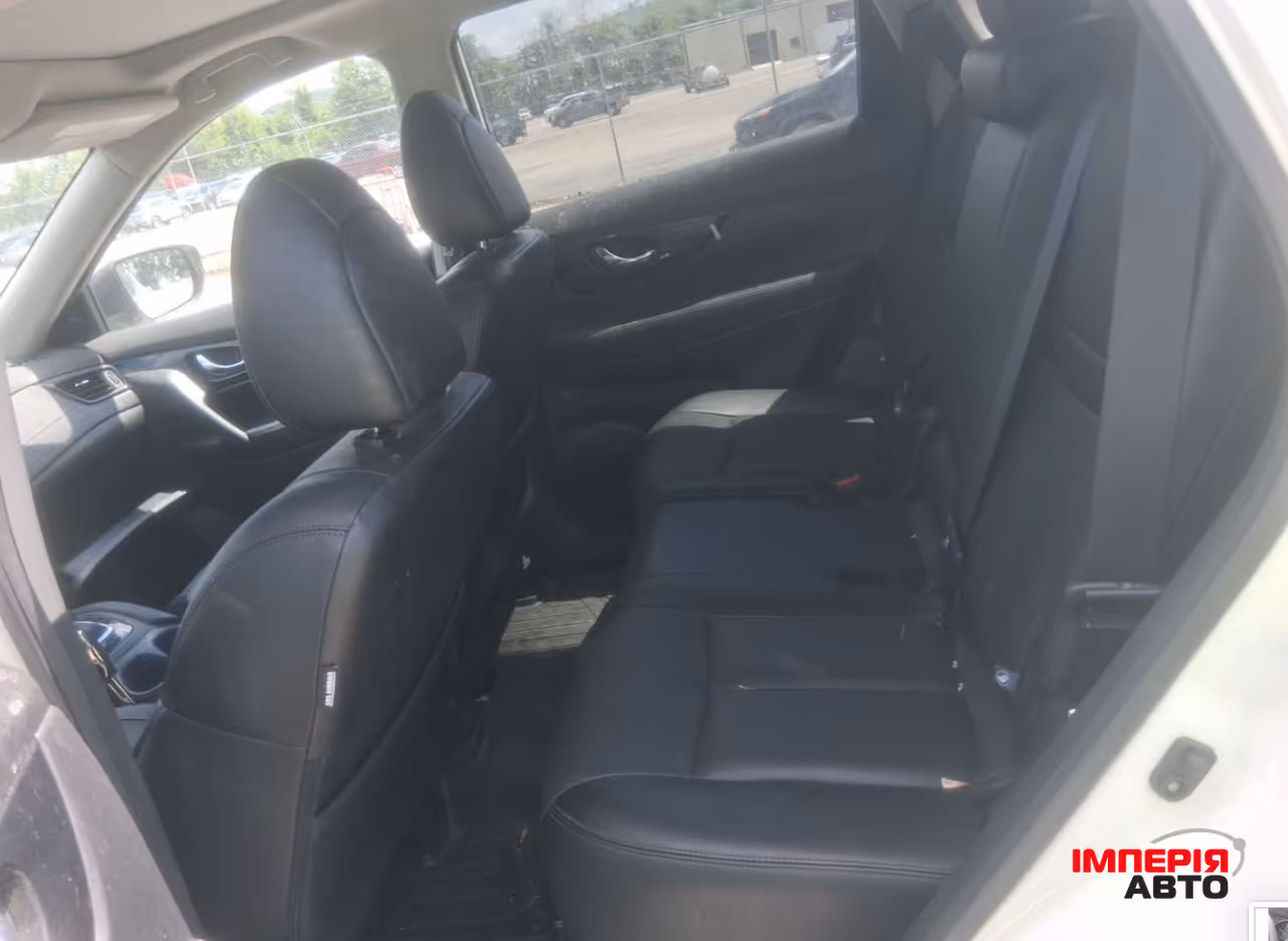 Nissan Rogue - фото 12