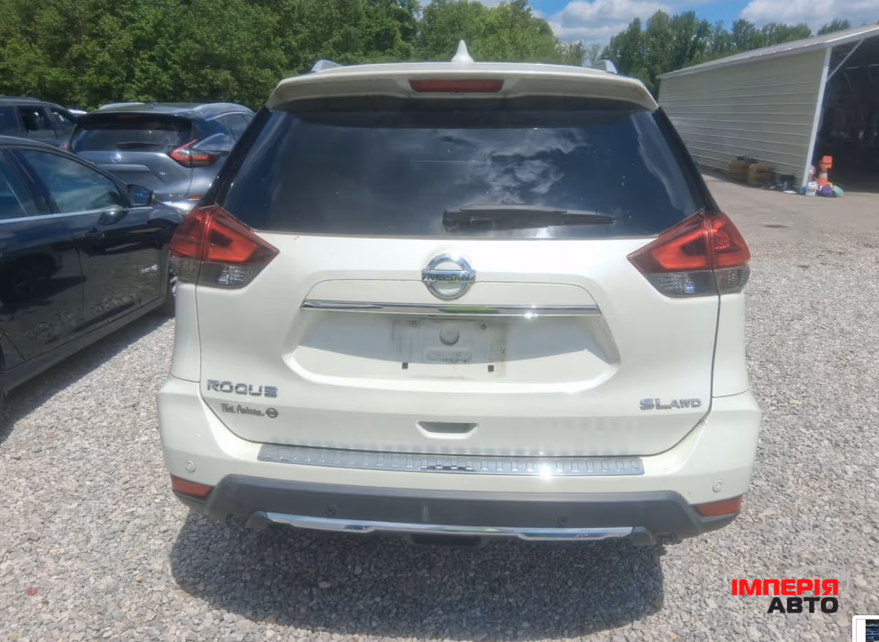 Nissan Rogue - фото 3