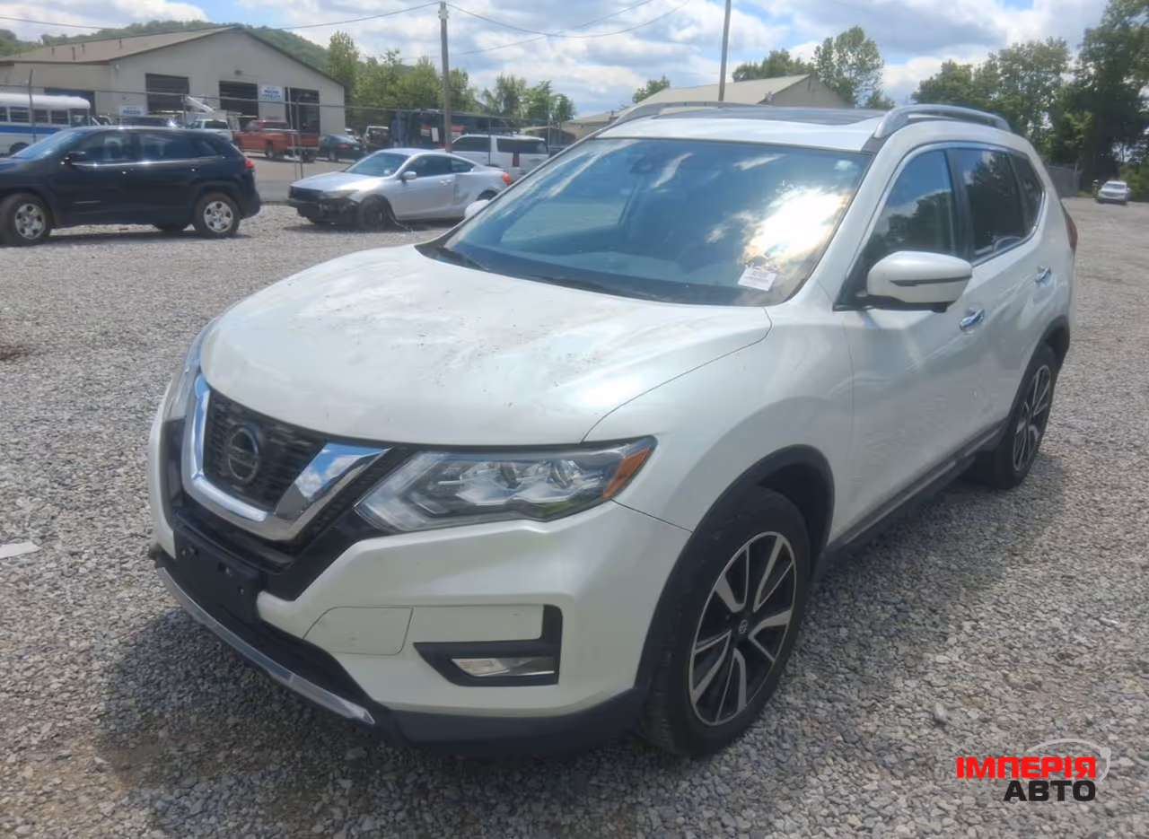 Nissan Rogue - фото 1