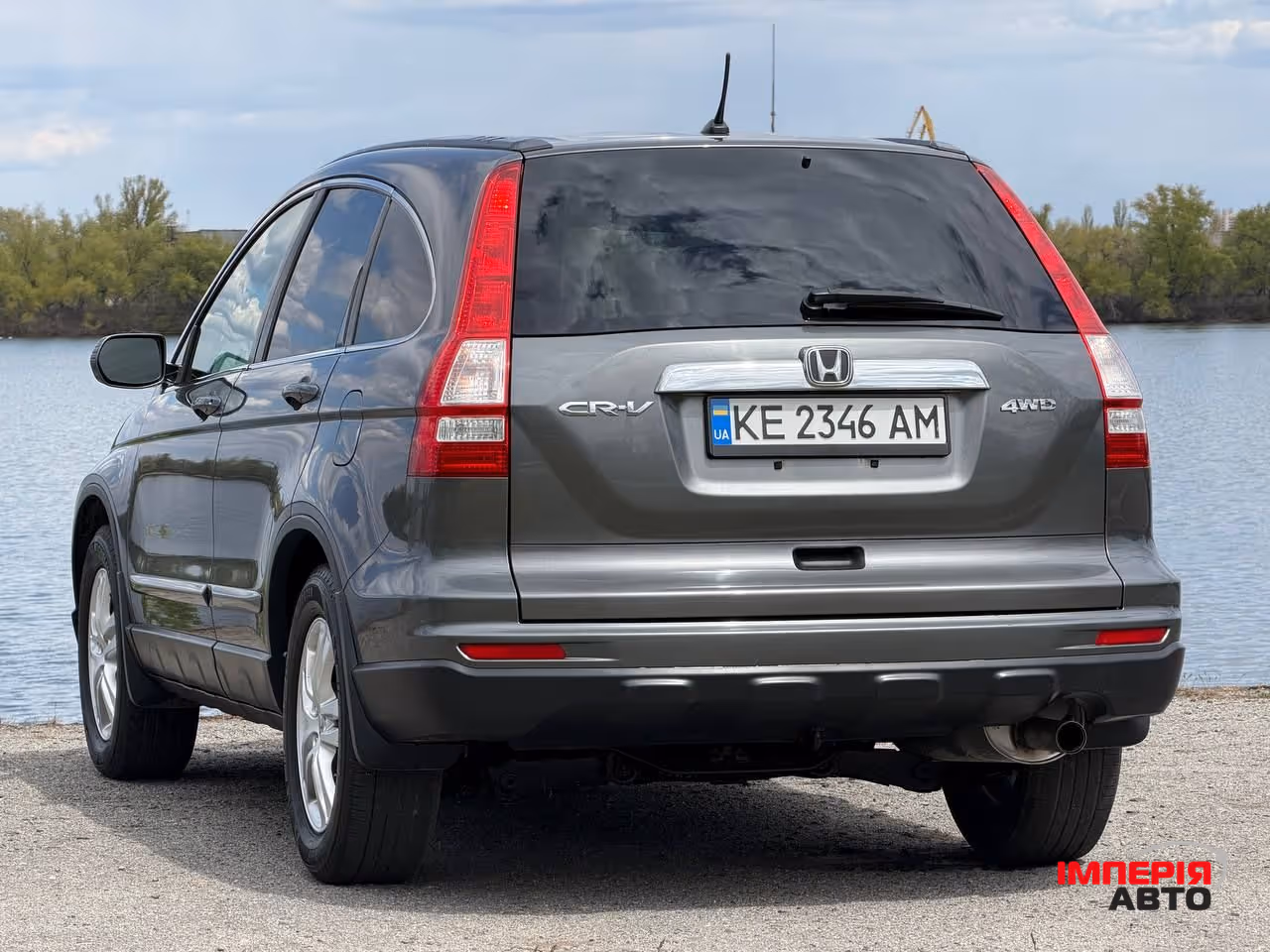 Honda CR-V - фото 8