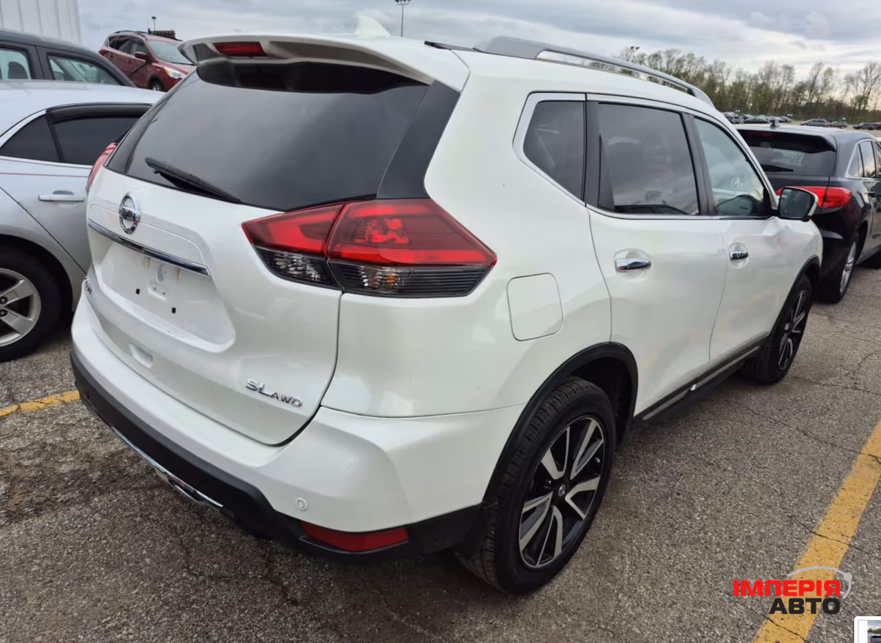 Nissan Rogue - фото 3