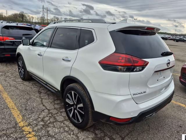 Nissan Rogue - фото 2