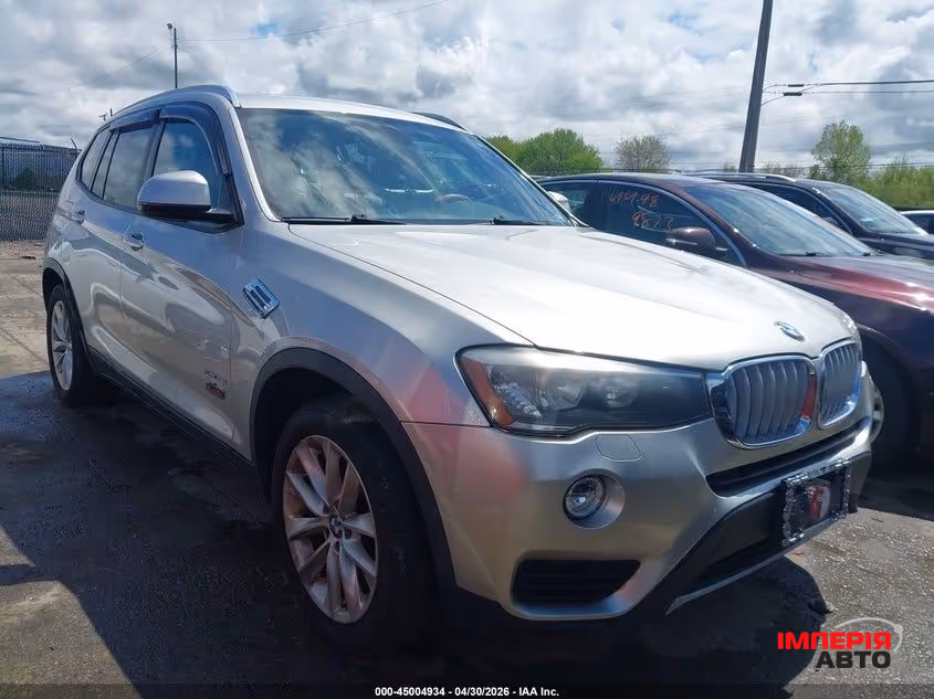 BMW X3 - фото 1
