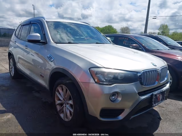 BMW X3 - фото 1