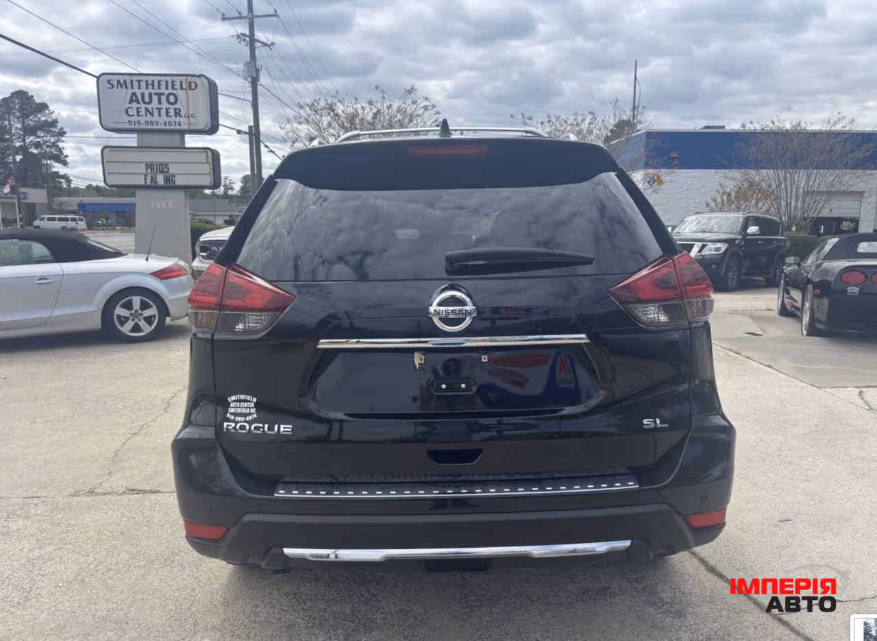 Nissan Rogue - фото 4