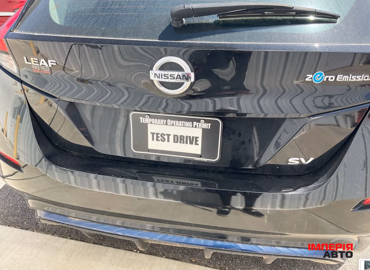 Nissan Leaf - фото 10