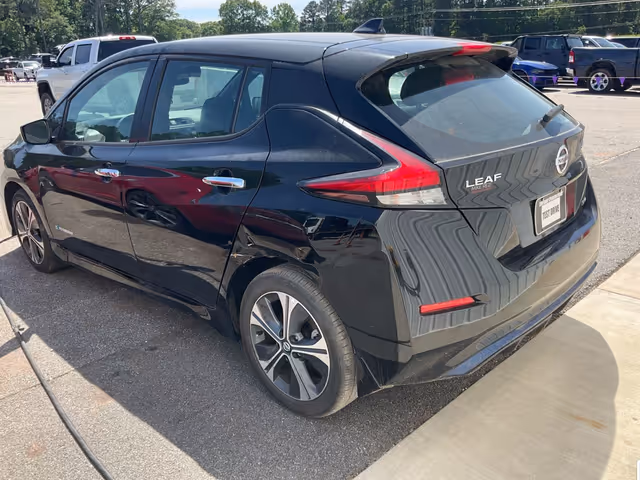 Nissan Leaf - фото 3