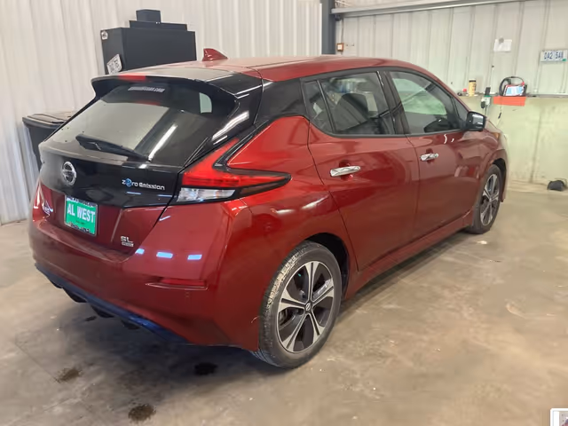 Nissan Leaf - фото 3