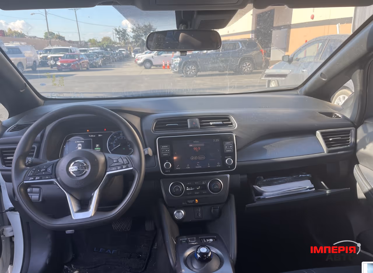 Nissan Leaf - фото 10