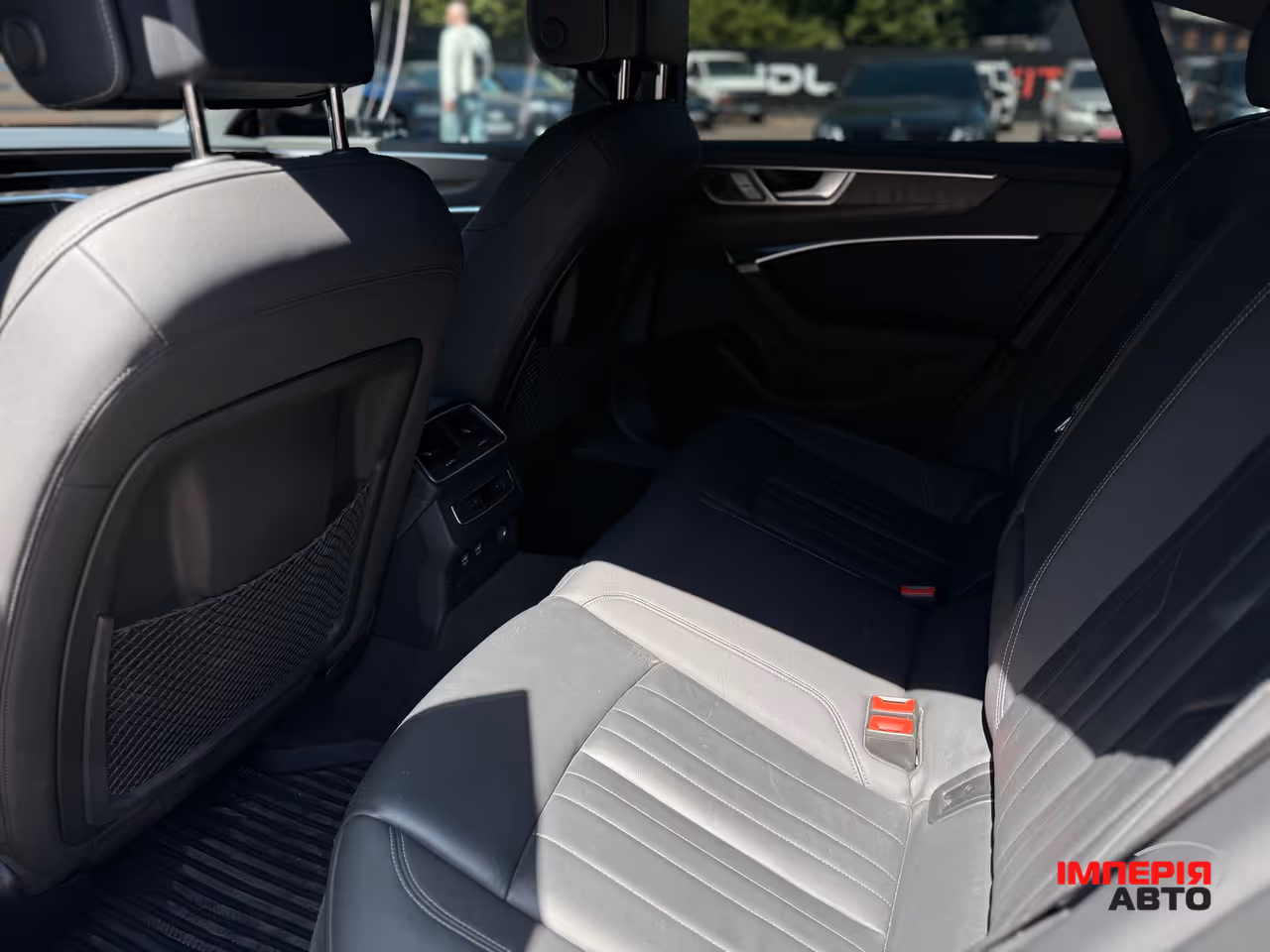 Audi A7 - фото 9