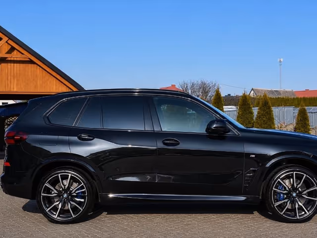 BMW X5 - фото 3