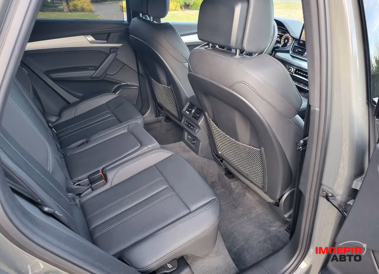 Audi Q5 - фото 16