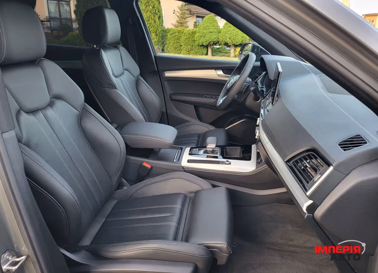 Audi Q5 - фото 14