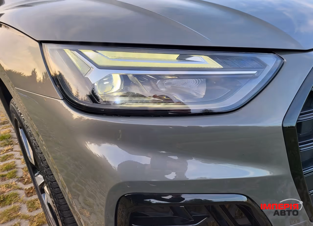 Audi Q5 - фото 10