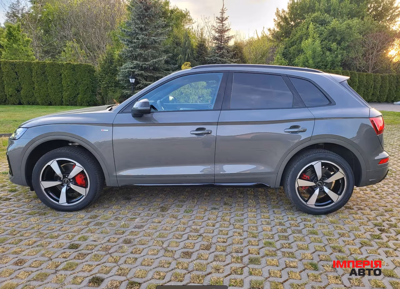 Audi Q5 - фото 1