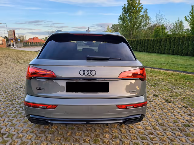 Audi Q5 - фото 5