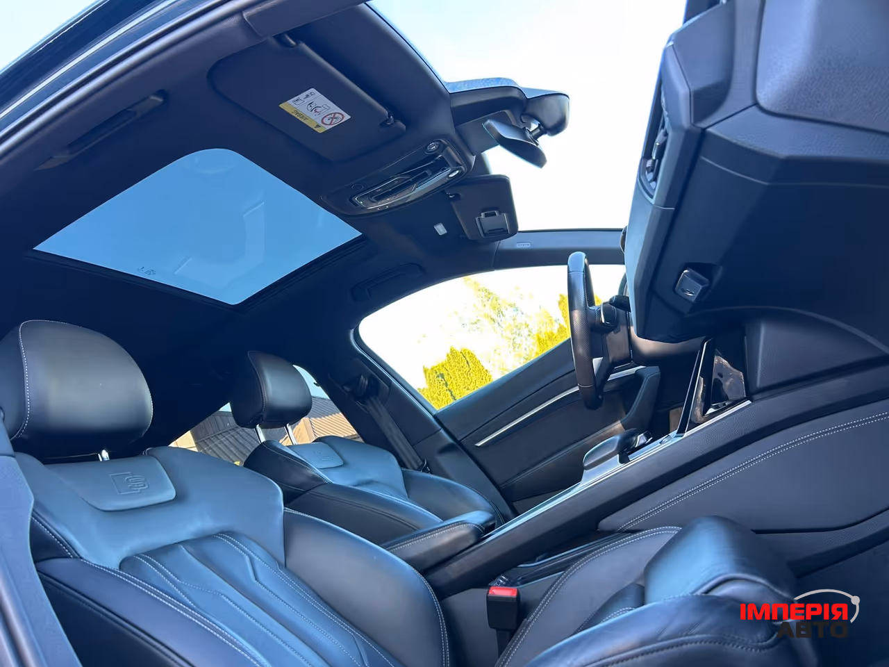 Audi e-tron - фото 31