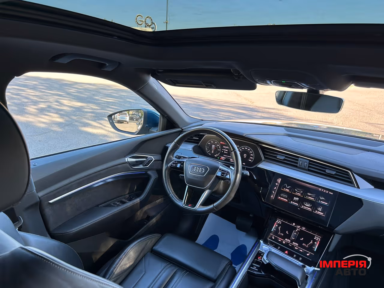 Audi e-tron - фото 16
