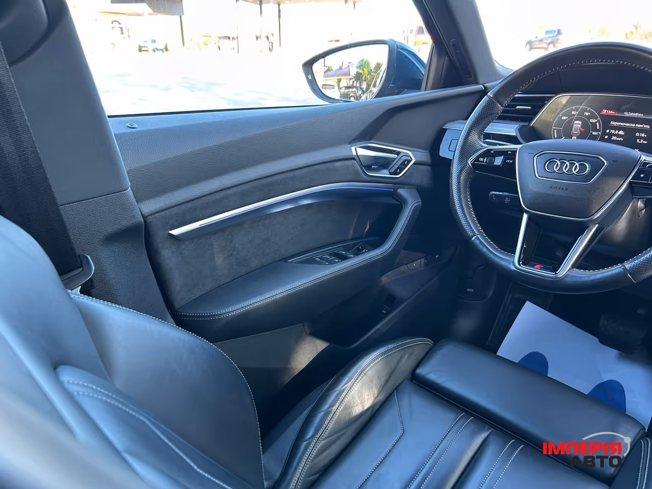 Audi e-tron - фото 41