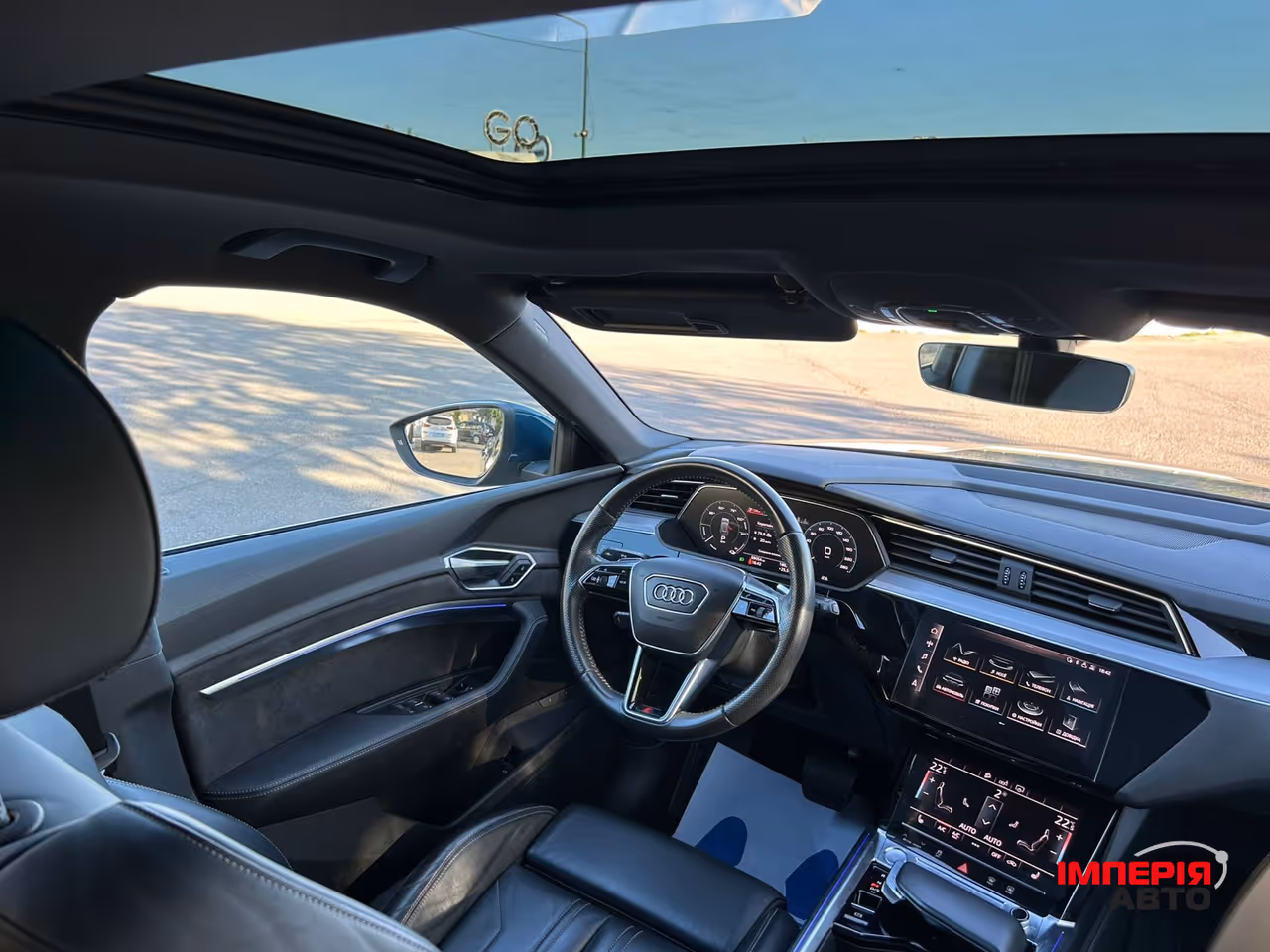 Audi e-tron - фото 15