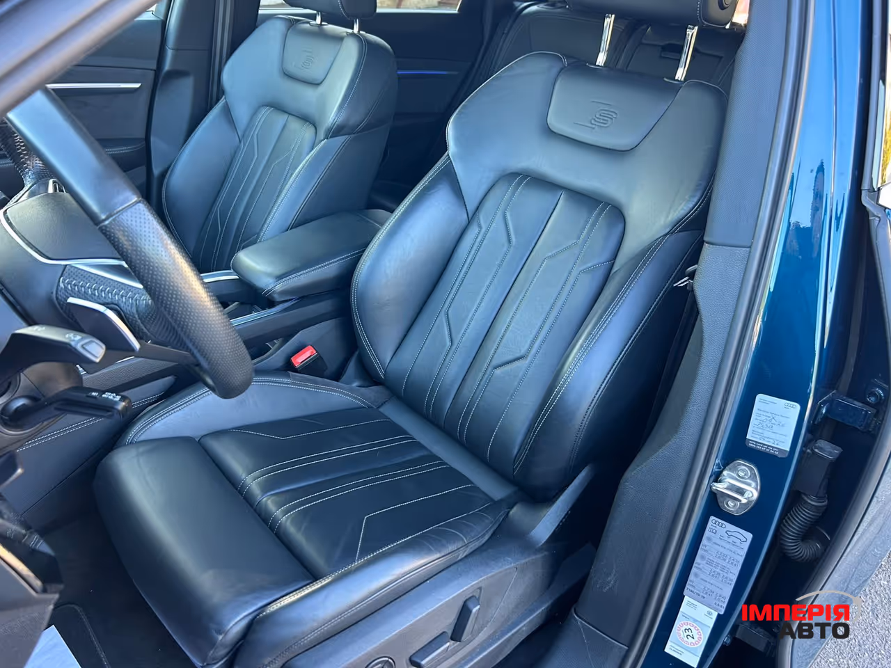Audi e-tron - фото 36