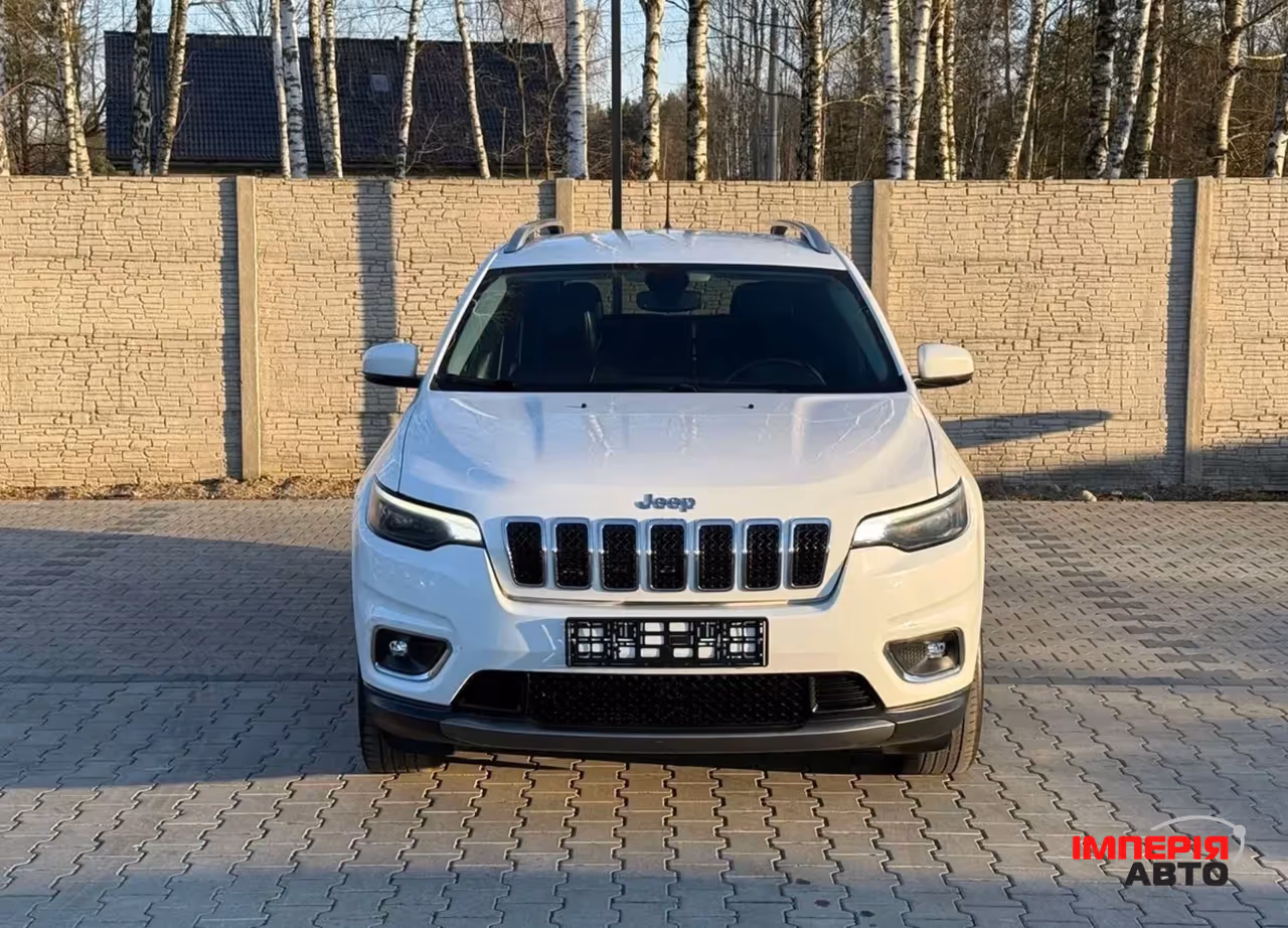 Jeep Cherokee - фото 1