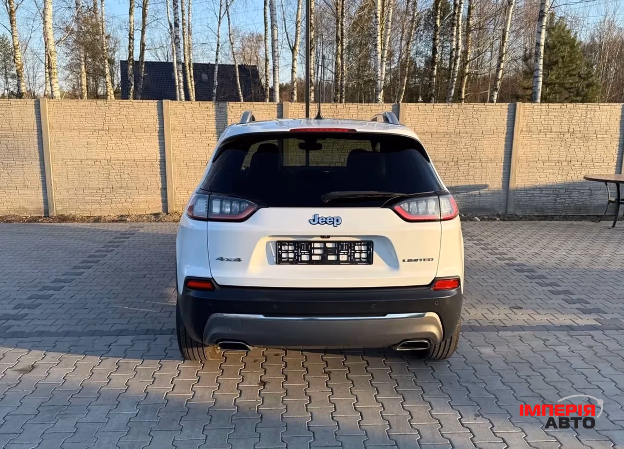 Jeep Cherokee - фото 9