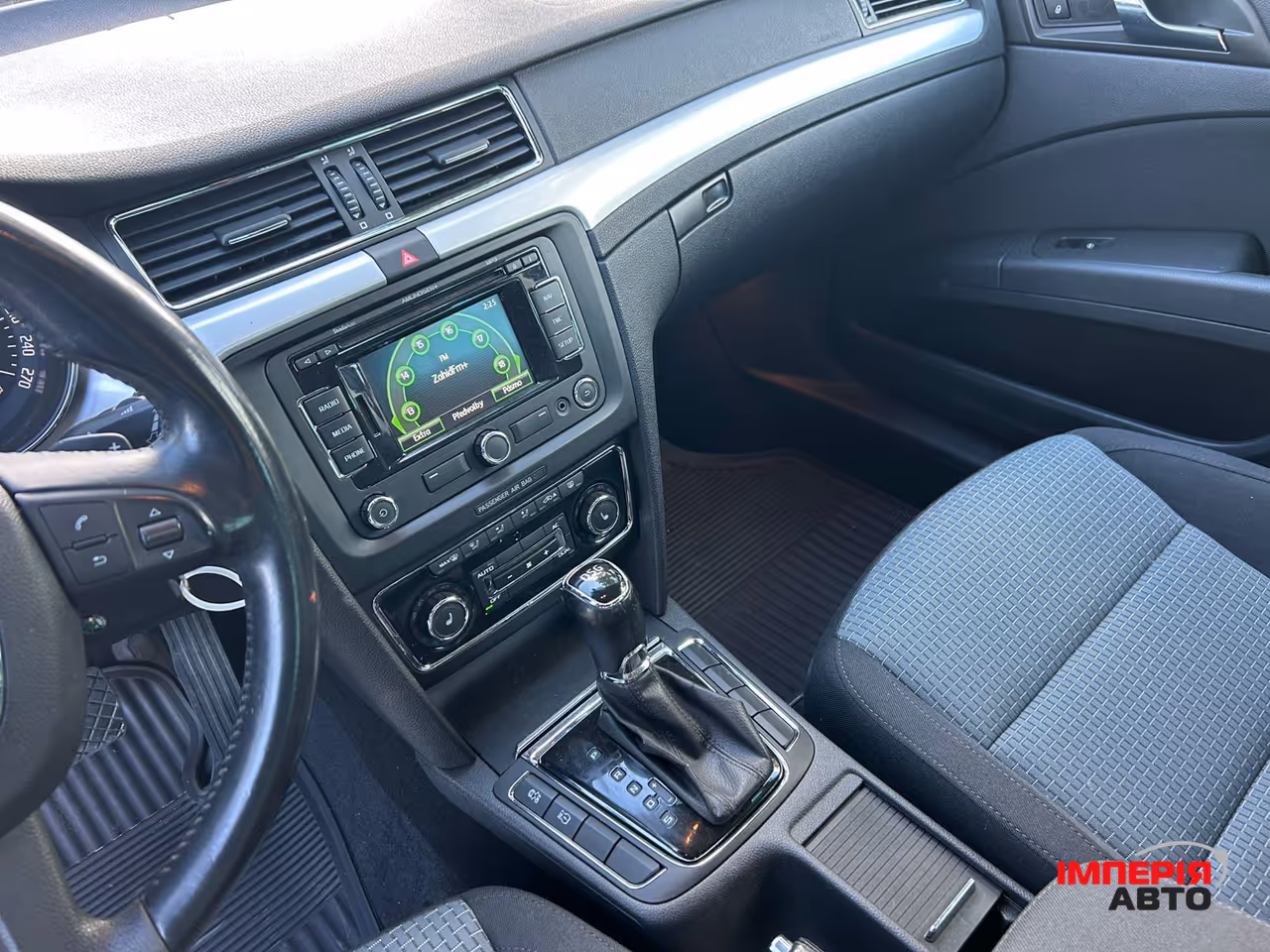 Skoda Superb - фото 23