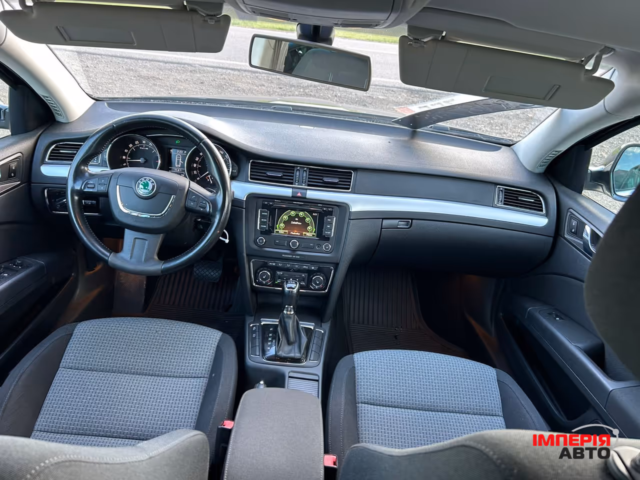 Skoda Superb - фото 16