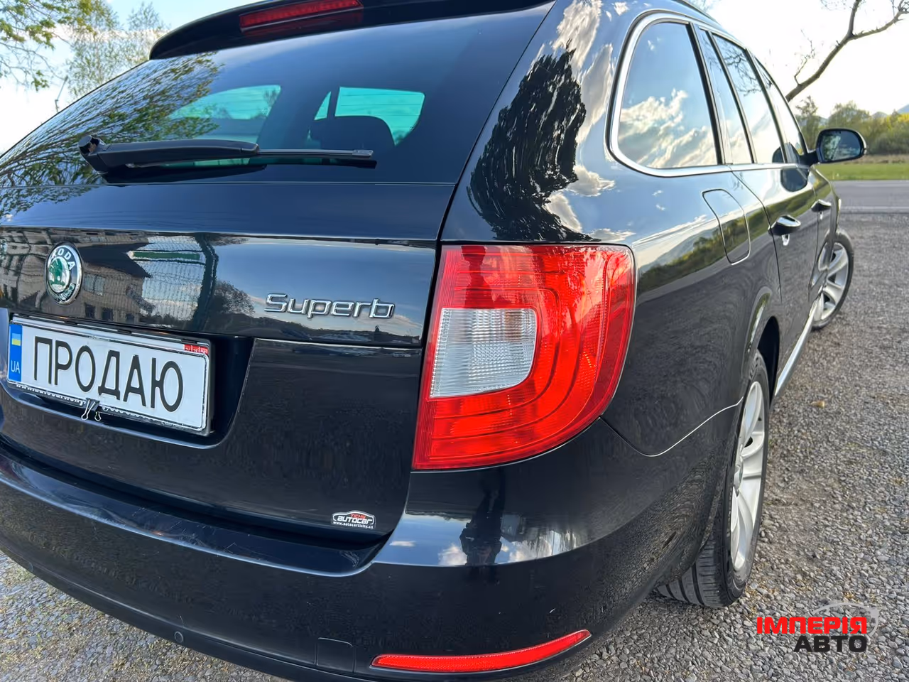 Skoda Superb - фото 12