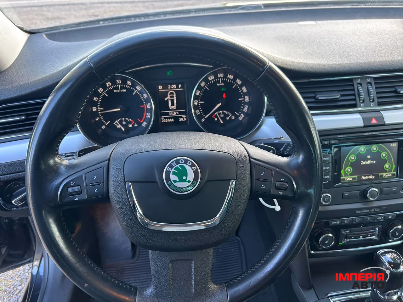 Skoda Superb - фото 17