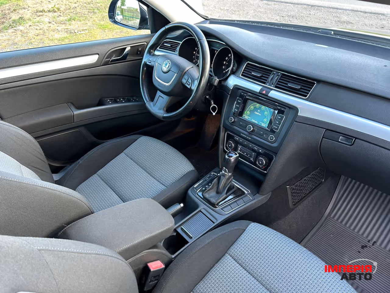 Skoda Superb - фото 18