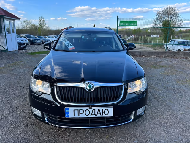 Skoda Superb - фото 2