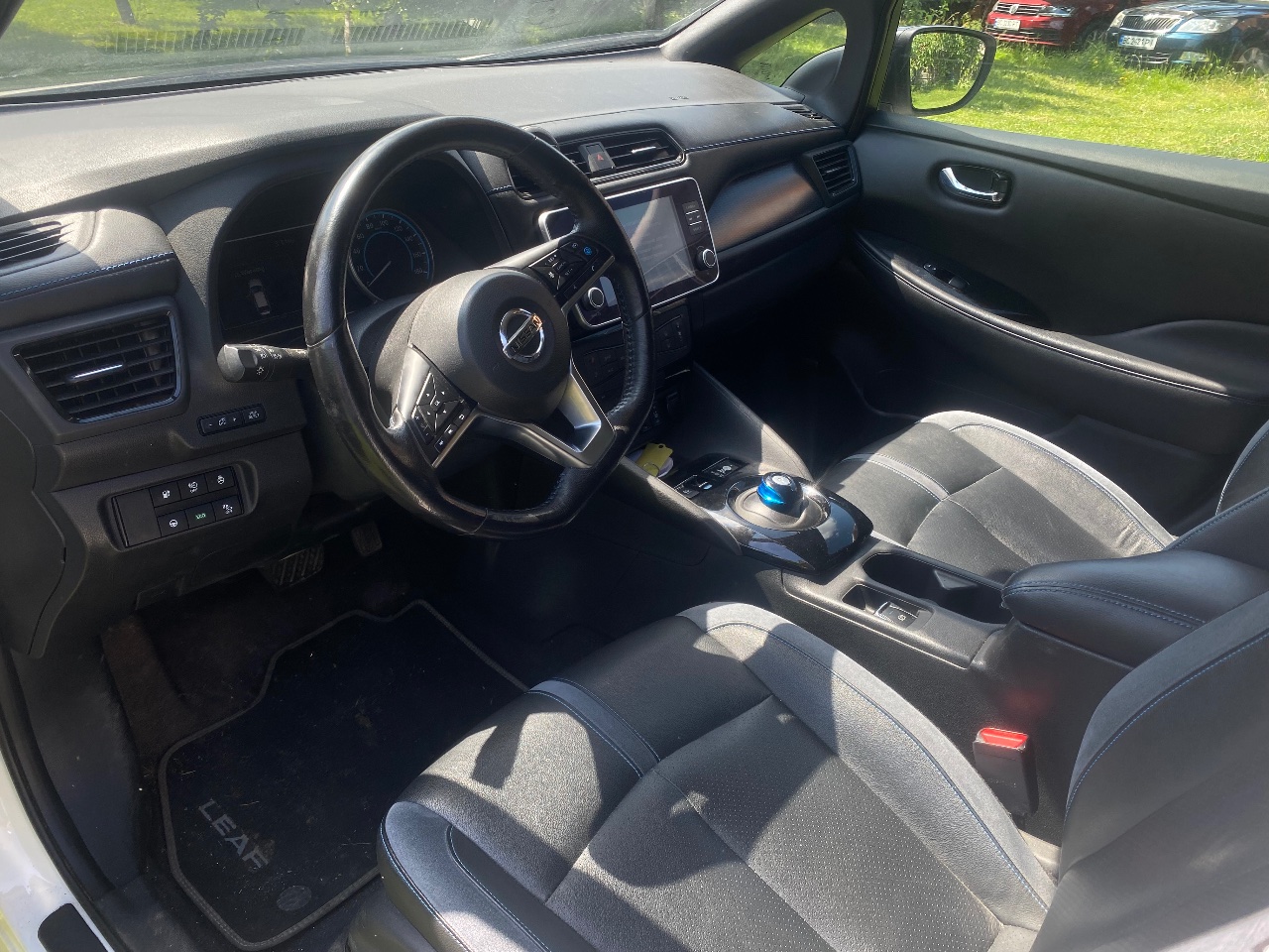 Nissan Leaf - фото 7