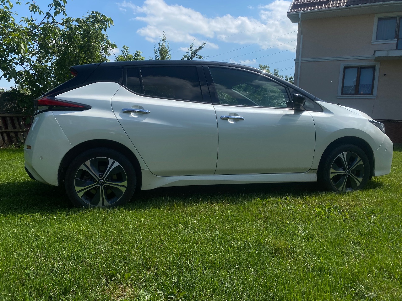 Nissan Leaf - фото 6