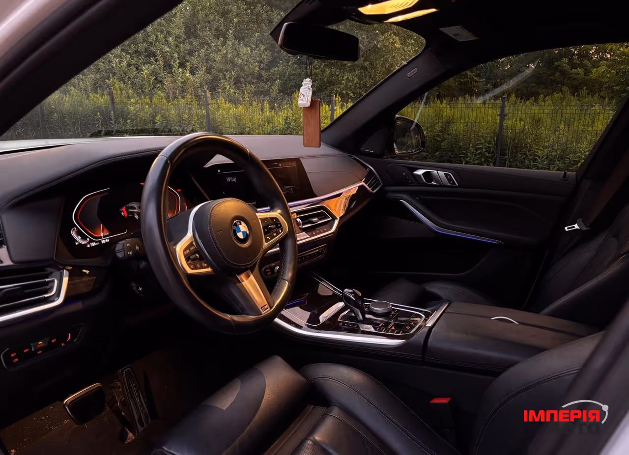 BMW X5 - фото 17