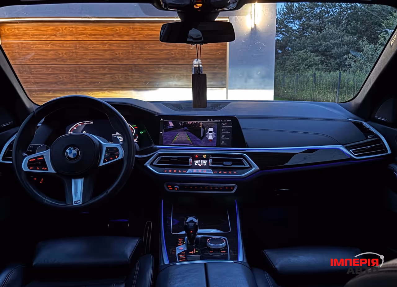 BMW X5 - фото 10