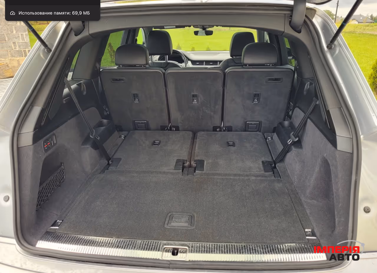 Audi Q7 - фото 18