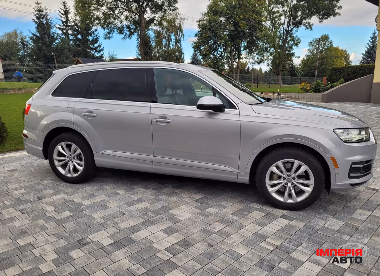 Audi Q7 - фото 4