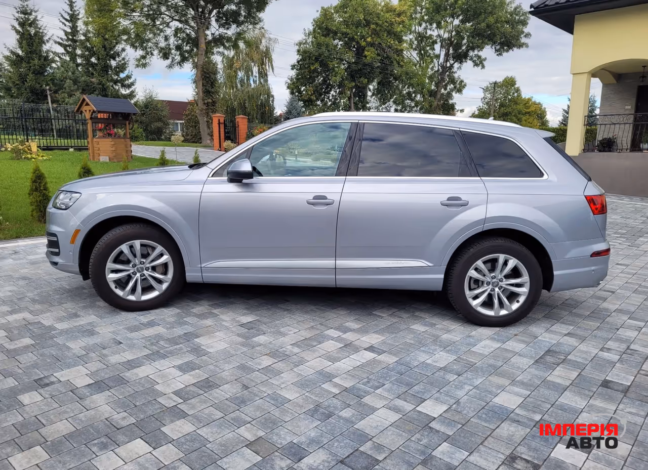 Audi Q7 - фото 3