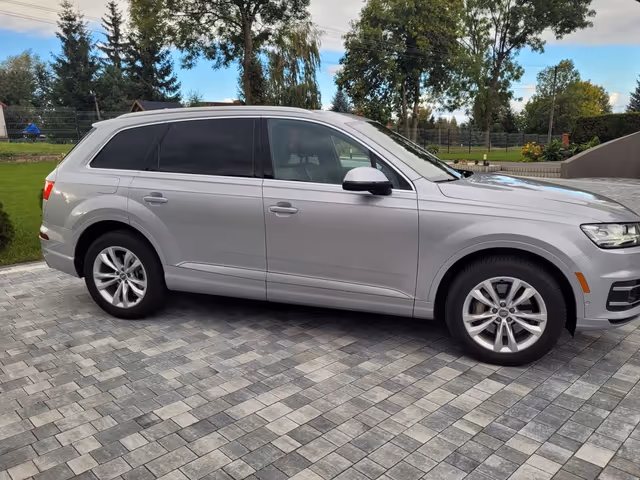Audi Q7 - фото 4