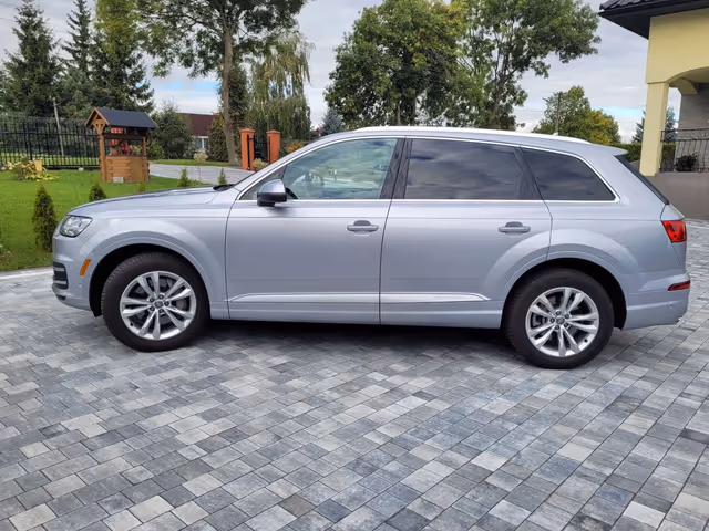 Audi Q7 - фото 3