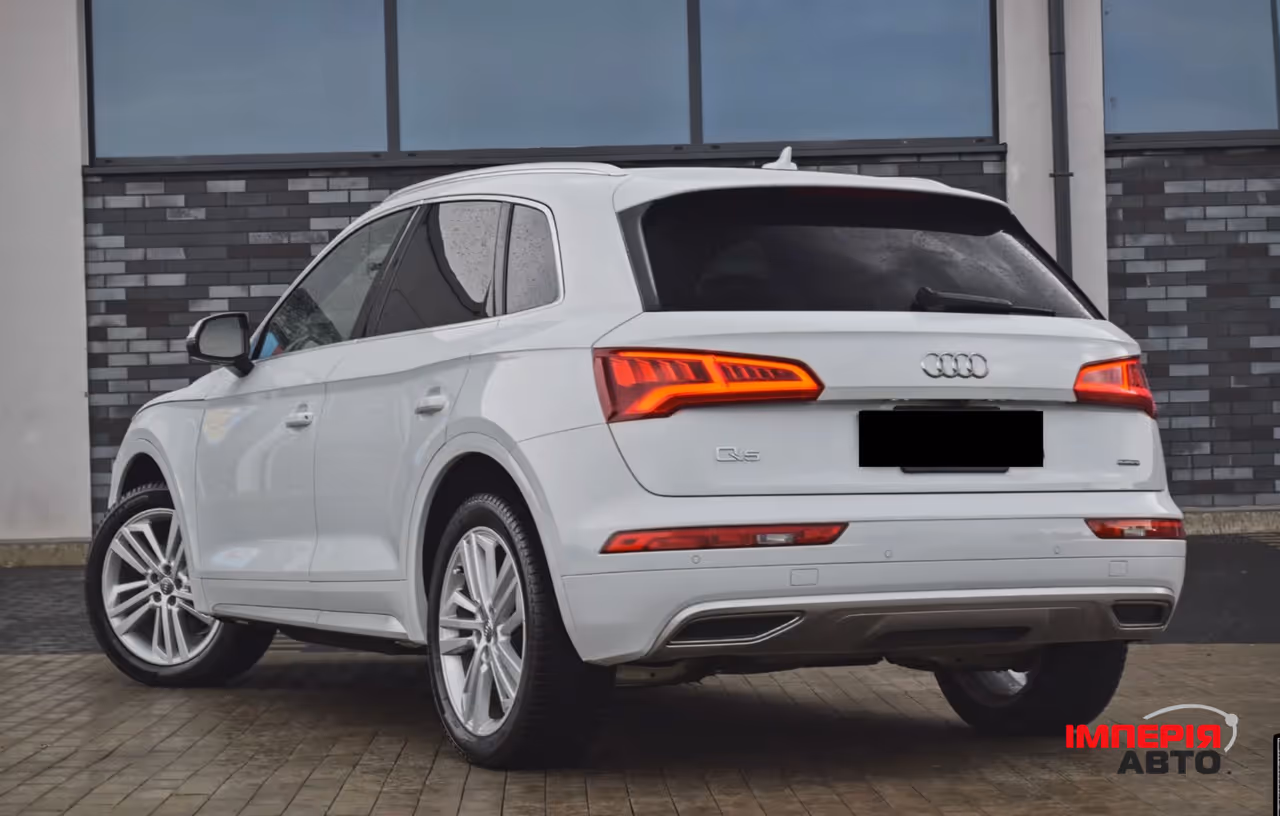 Audi Q5 - фото 6