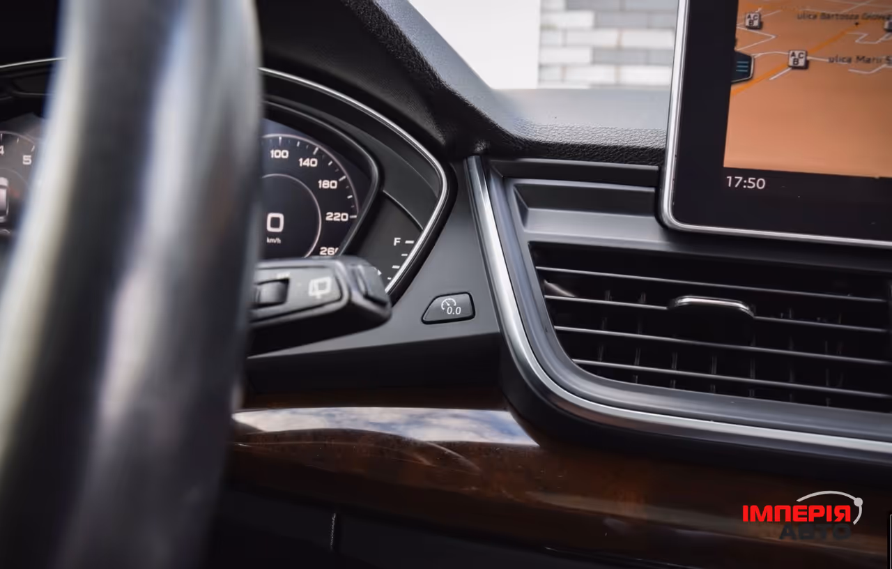 Audi Q5 - фото 26